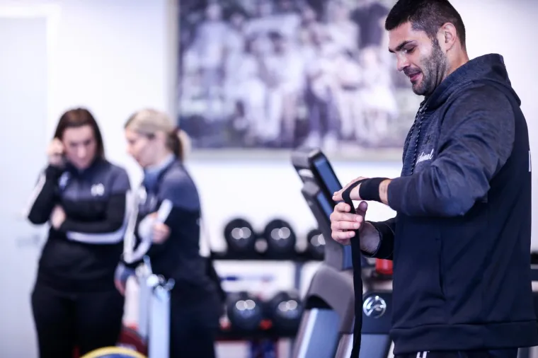 Novi spektakl pred domaćim navijačima: Hrgović odradio otvoreni trening uoči obrane naslova