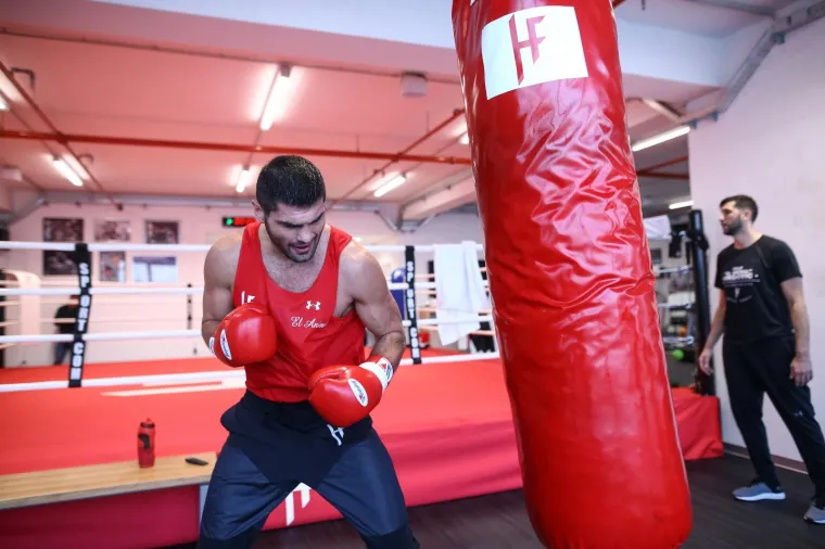 Novi spektakl pred domaćim navijačima: Hrgović odradio otvoreni trening uoči obrane naslova