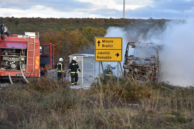 DRAMA KOD &Scaron;IBENIKA: Autobus se zapalio u vožnji, nitko nije ozlijeđen
