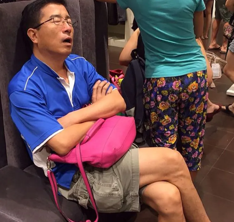 30 'jadnih mu&scaron;karaca' koji čekaju svoje bolje polovice da zavr&scaron;e sa shoppingom