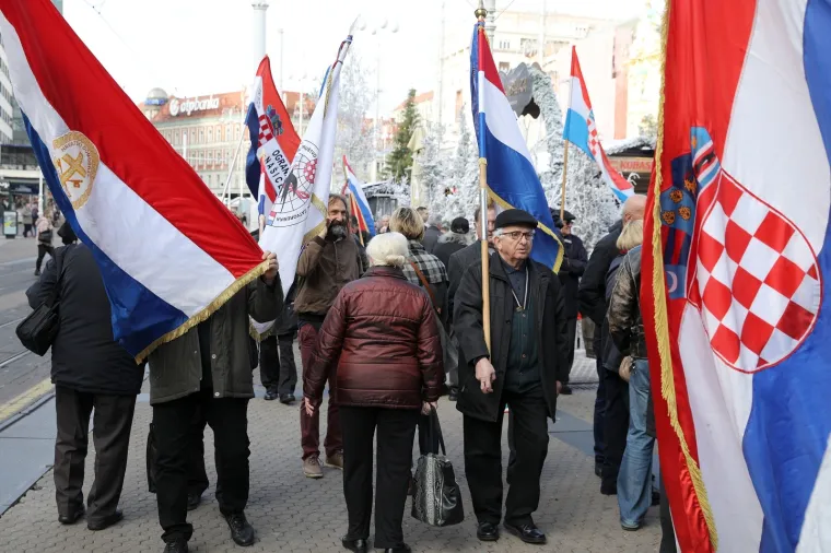Na trgu bana Jelačića odana počast Prosinačkim žrtvama