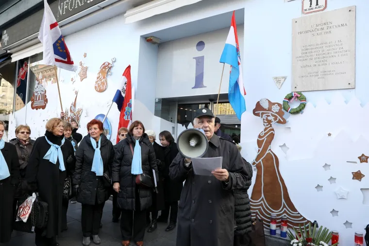 Na trgu bana Jelačića odana počast Prosinačkim žrtvama