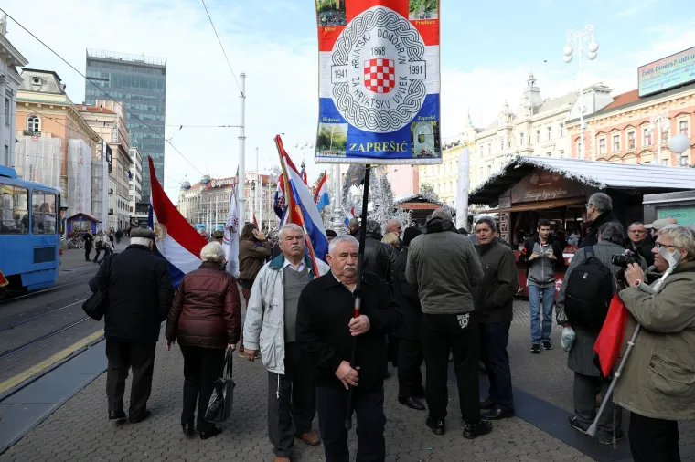 Na trgu bana Jelačića odana počast Prosinačkim žrtvama