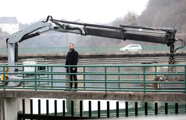 Premijer obi&scaron;ao novu bolnicu u Karlovcu i pustio u rad agregat hidroelektrane