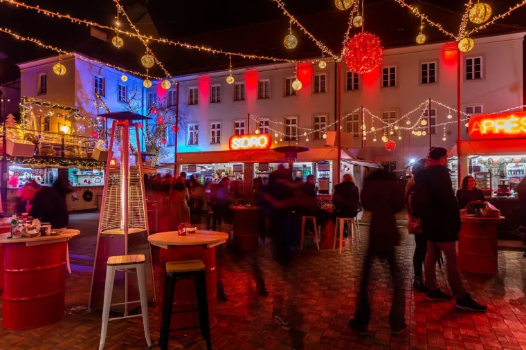 BAJKA U ZAGREBU: Ovogodi&scaron;nji Advent ljepotom nadma&scaron;io je sve prethodne, pogledajte najljep&scaron;e fotografije sa svih lokacija