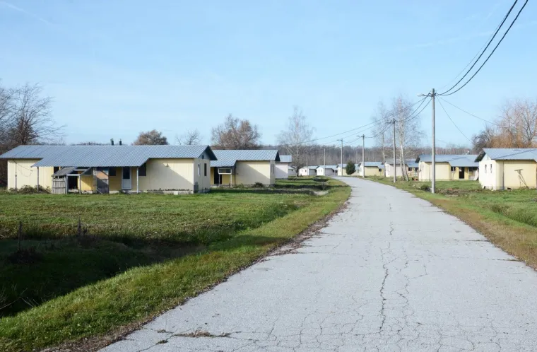 Na prostoru nekadašnjeg prognaničkog naselja Mala Gorica trebao bi se izgraditi prihvatni centar za trazitelje azila