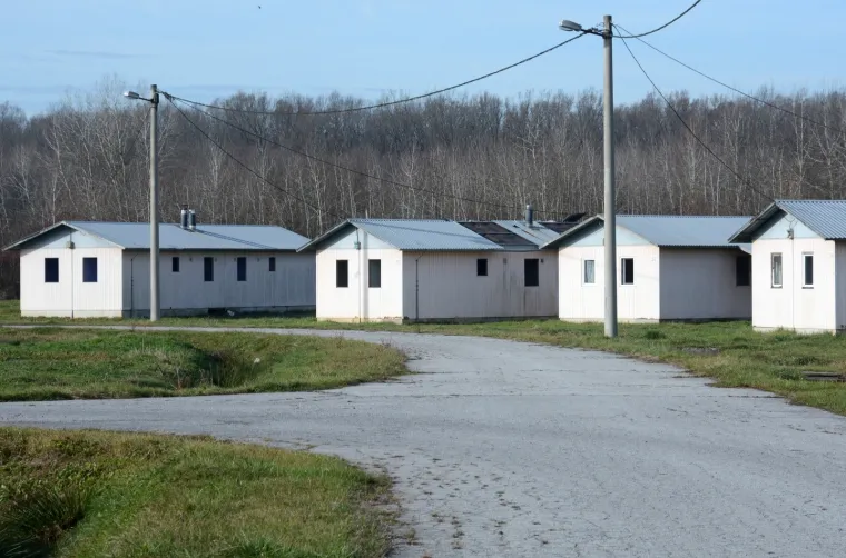 Na prostoru nekadašnjeg prognaničkog naselja Mala Gorica trebao bi se izgraditi prihvatni centar za trazitelje azila