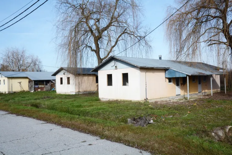 Na prostoru nekadašnjeg prognaničkog naselja Mala Gorica trebao bi se izgraditi prihvatni centar za trazitelje azila