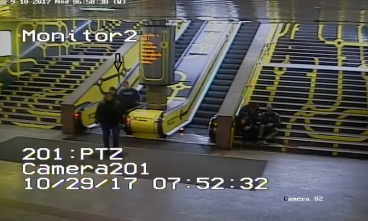 Napali i teško ozlijedili maloljetnika: Policija traga za huliganima s Glavnog kolodvora - poznajete li ih?