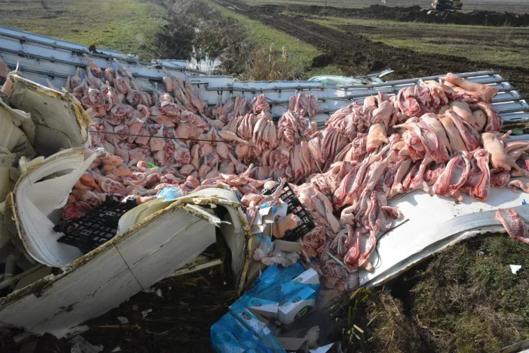 Vozač je prevezen u bolnicu, a očevid je u tijeku.
