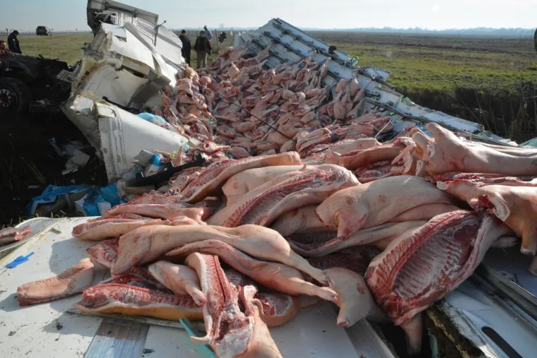 Vozač je prevezen u bolnicu, a očevid je u tijeku.
