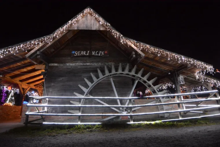 BOŽIĆNA PRIČA OBITELJI SALAJ BOLJA JE NEGO IKAD: Osim rekordnog broja lampica čeka vas ne&scaron;to potpuno novo