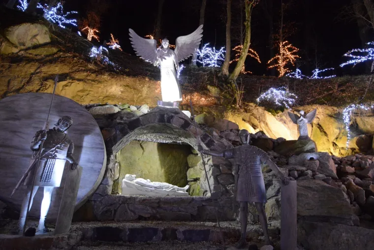 BOŽIĆNA PRIČA OBITELJI SALAJ BOLJA JE NEGO IKAD: Osim rekordnog broja lampica čeka vas ne&scaron;to potpuno novo