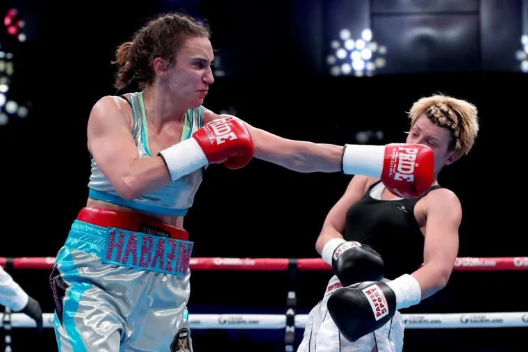 Ivana Habazin pobijedila Evu Bajić u super velter kategoriji