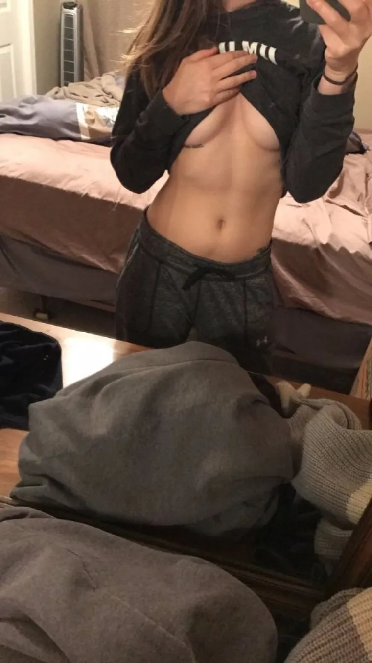 ONO KAD GRUDI PROVIRE: Žablja perspektiva ne zvuči seksi. Sve dok ne pogledate ove fotografije...