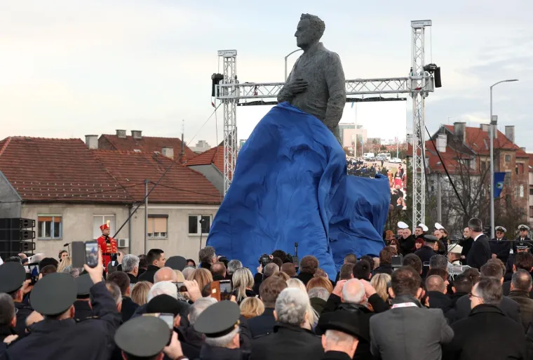 Spomenik Franji Tuđmanu