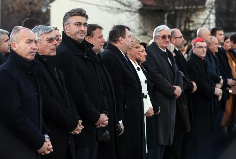 Spomenik Franji Tuđmanu