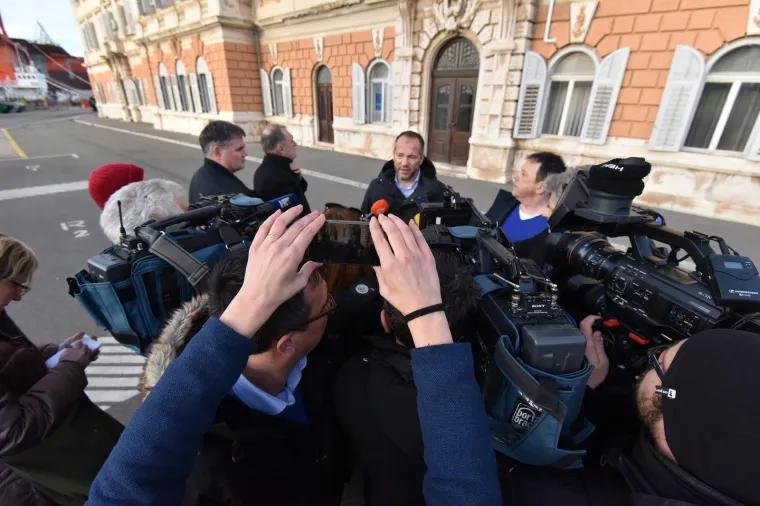 Kako smo u 2018. uni&scaron;tili brodogradnju? Propast Uljanika i 3. maja u 30-ak fotografija