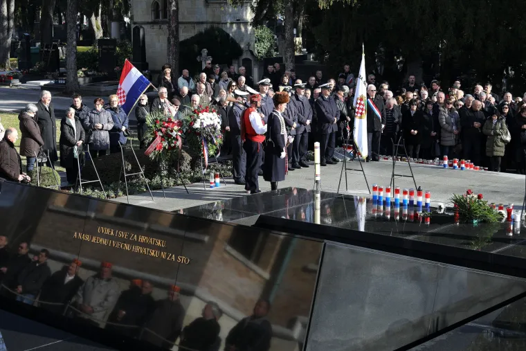 Branitelji odali počast prvom predsjedniku RH dr. Franji Tuđmanu