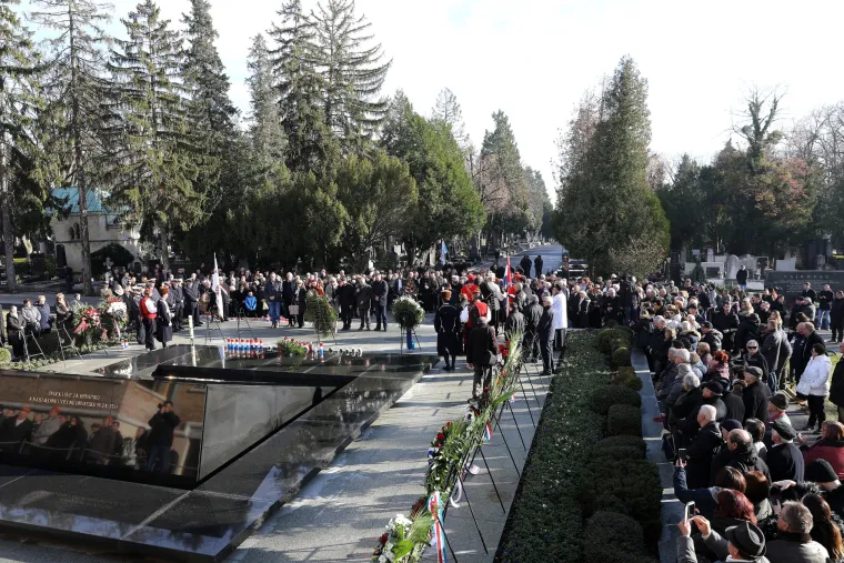 Branitelji odali počast prvom predsjedniku RH dr. Franji Tuđmanu