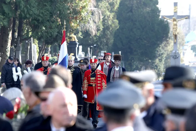 Branitelji odali počast prvom predsjedniku RH dr. Franji Tuđmanu