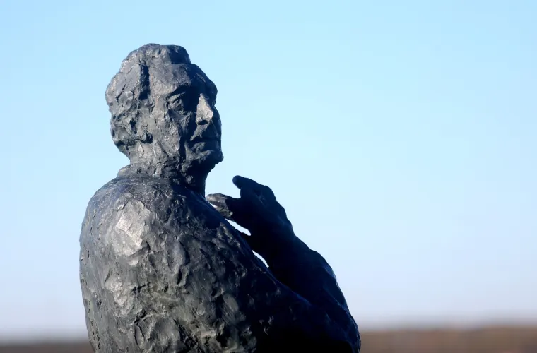 U čemu je problem? Tuđman je neprepoznatljiv, kipari ne znaju pokazati njegovo lice