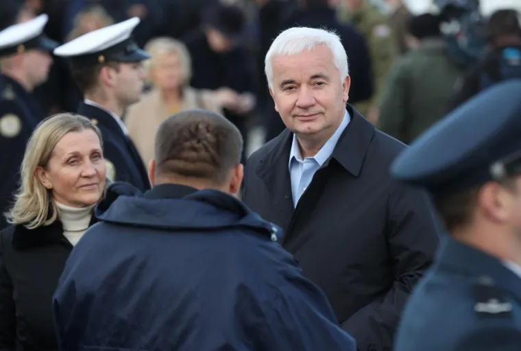 U Zagrebu otkriven spomenik Franji Tuđmanu - pogledajte tko je sve do&scaron;ao