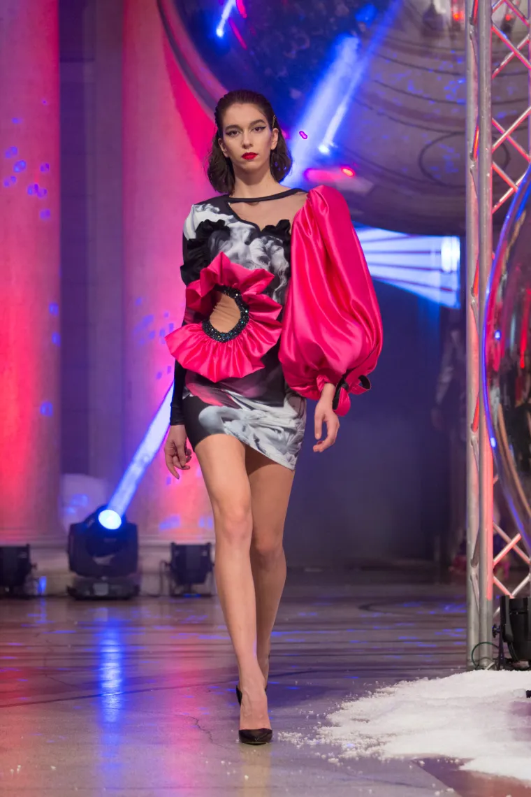 Zigman pokazao kreacije namijenjene seksi, samouvjerenim ženama - pogledajte kako je revija izgledala