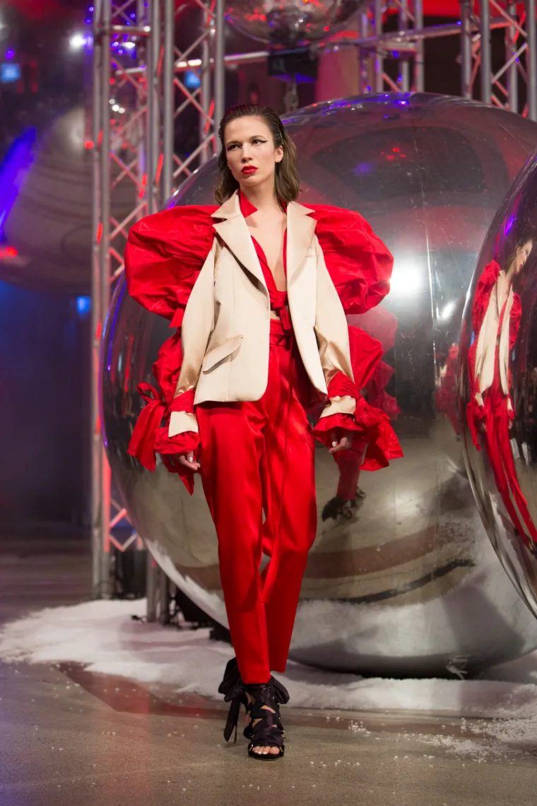 Zigman pokazao kreacije namijenjene seksi, samouvjerenim ženama - pogledajte kako je revija izgledala