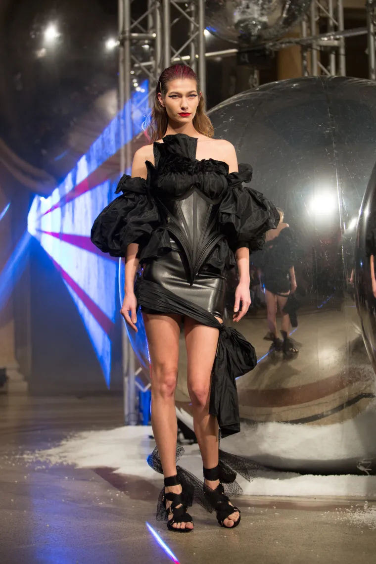 Zigman pokazao kreacije namijenjene seksi, samouvjerenim ženama - pogledajte kako je revija izgledala