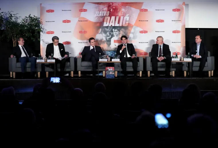 DALIĆ PREDSTAVIO KNJIGU O USPJEHU U RUSIJI: Uglednike na promociji predvodila predsjednica države