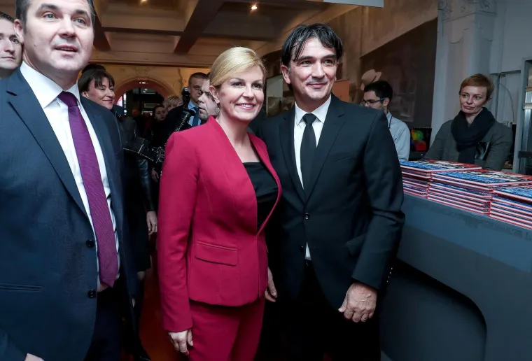 DALIĆ PREDSTAVIO KNJIGU O USPJEHU U RUSIJI: Uglednike na promociji predvodila predsjednica države