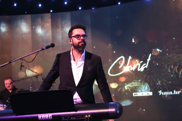 Gala večer uz Ninu Badrić i Petra Gra&scaron;u