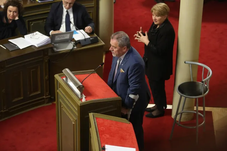 Ovo su trojica zastupnika koja su spasila Milana Bandića