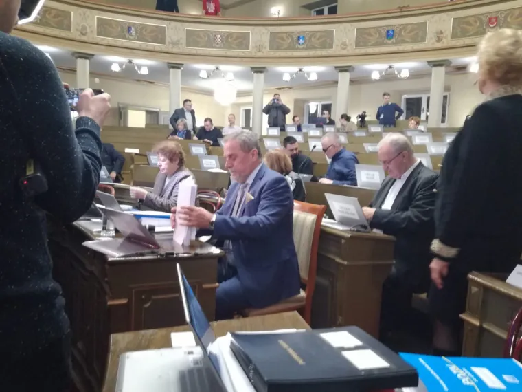 Bandić iza&scaron;ao iz bolnice i stigao na sjednicu Gradske skup&scaron;tine