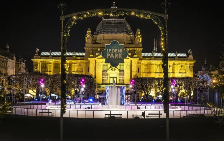 Romantična bajka u srcu Zagreba: Fenjeri i &Scaron;uma Striborova oživjeli božićnu čaroliju