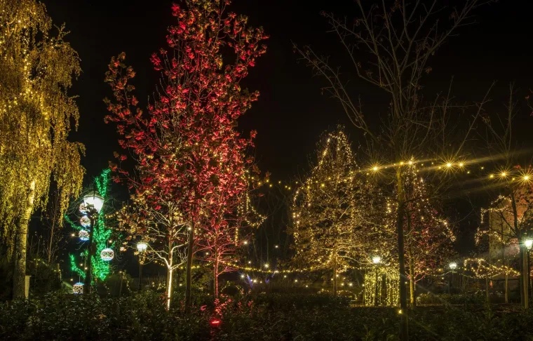 Romantična bajka u srcu Zagreba: Fenjeri i &Scaron;uma Striborova oživjeli božićnu čaroliju