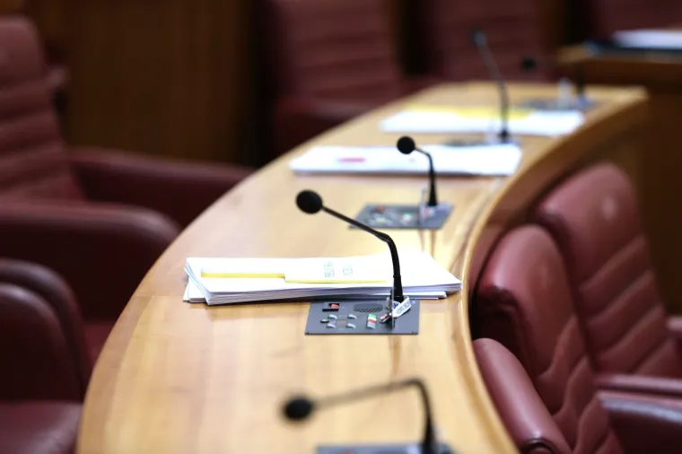 PRAZNICI DULJI NEGO U ŠKOLI: Saborske zastupnike nećemo vidjeti neko vrijeme