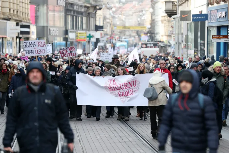 PROSVJED NASTAVNIKA U ZAGREBU: 'Za sigurne &scaron;kole'