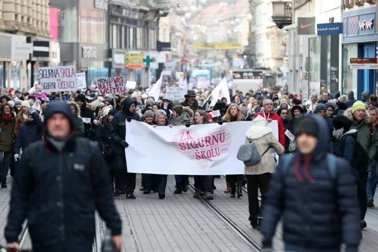 PROSVJED NASTAVNIKA U ZAGREBU: 'Za sigurne &scaron;kole'