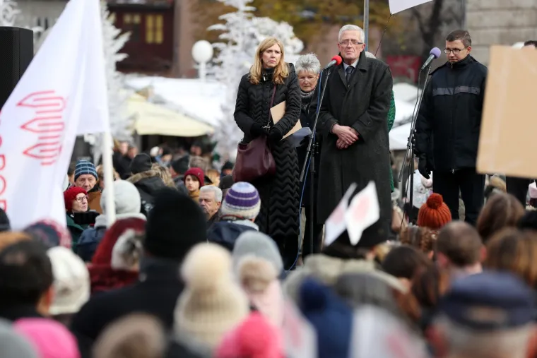 PROSVJED NASTAVNIKA U ZAGREBU: 'Za sigurne &scaron;kole'