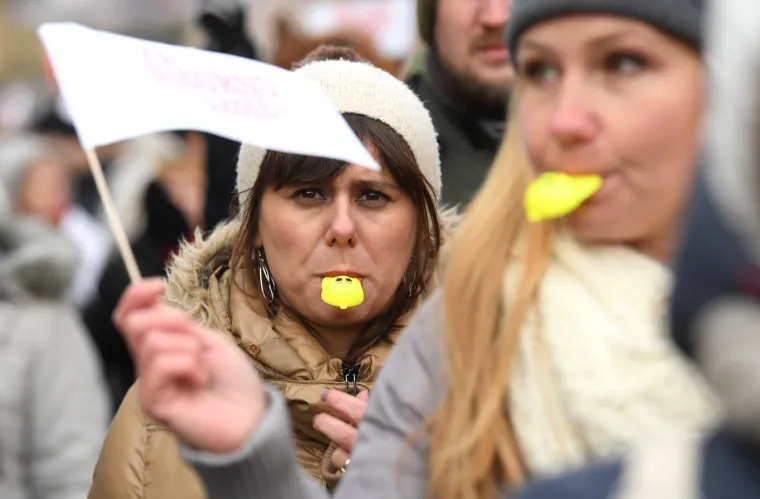 PROSVJED NASTAVNIKA U ZAGREBU: 'Za sigurne &scaron;kole'