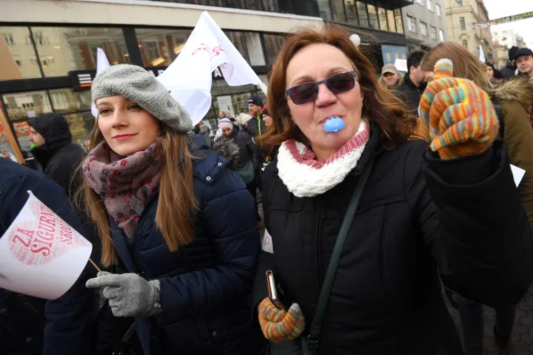 PROSVJED NASTAVNIKA U ZAGREBU: 'Za sigurne &scaron;kole'