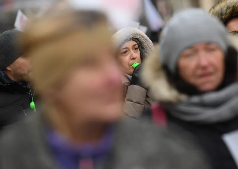 PROSVJED NASTAVNIKA U ZAGREBU: 'Za sigurne &scaron;kole'