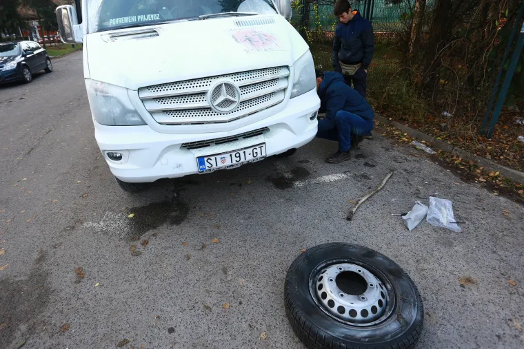 FOTO Prevozili djecu: U Zagrebu planuli kombiji &scaron;ibenskih registracija!