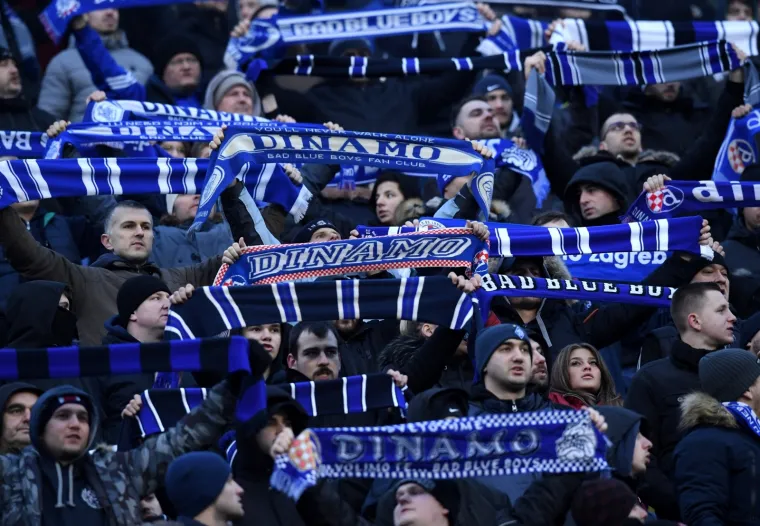 SPEKTAKL NA TRIBINAMA: Navijači zapalili utakmicu, najveći hrvatski derbi u svom punom sjaju