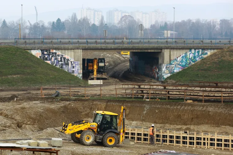 Radovi na rotoru u punom jeku: Promet obilaznim cestama teče bez većih gužvi