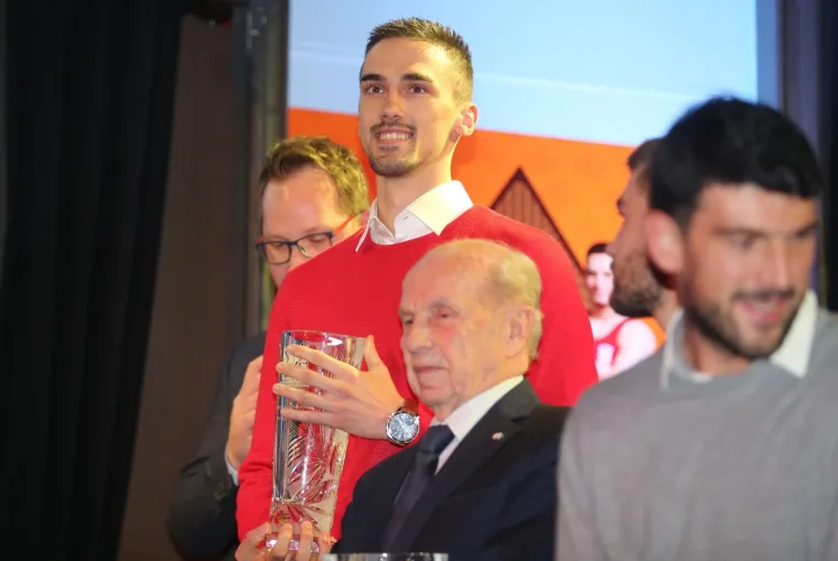 Sandra Perković i Ivan Kvesić najbolji zagrebački sporta&scaron;i, nagrađeni i Nenad Bjelica i Dinamo