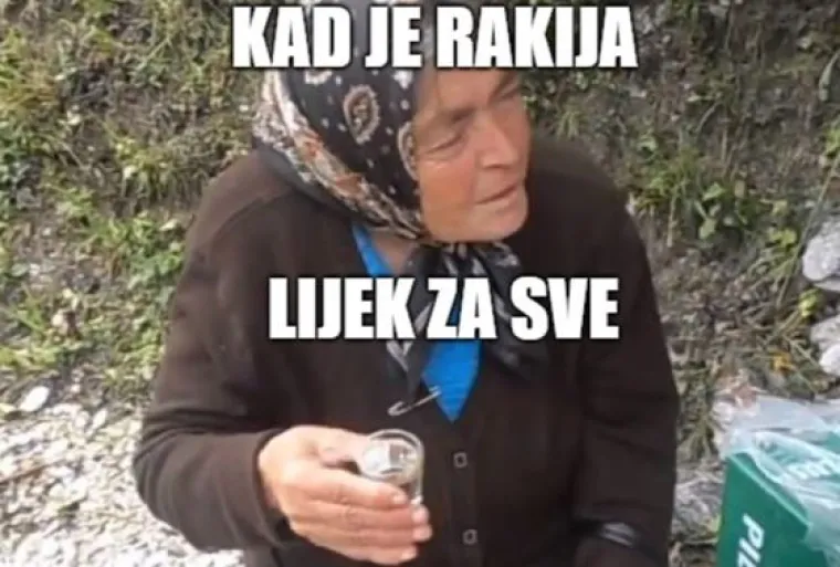 Kad ti baba tuguje jer je za Božić pripremila SAMO 7 vrsta kolača: TOP 15 situacija koje razumije&scaron; samo ako si iz Hrvatske