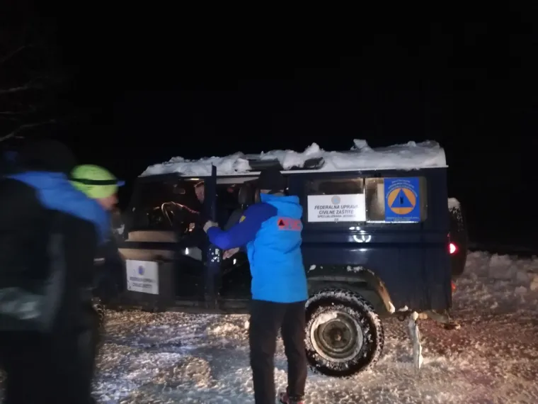 Spa&scaron;avanje migranata u BiH